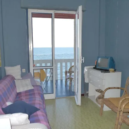 Casa Vacanze 別荘 マロッタ